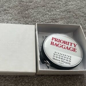 Brand new maison margiela key coin card case silver white